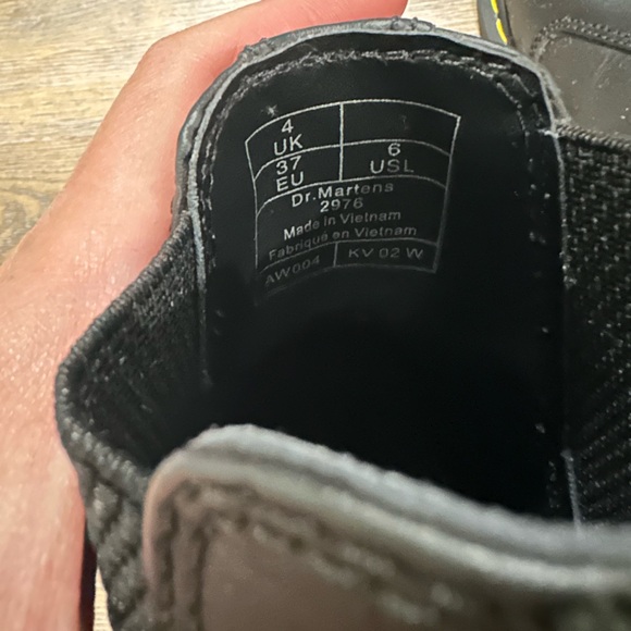 2976 SLIP RESISTANT LEATHER CHELSEA BOOTS - Picture 8 of 8